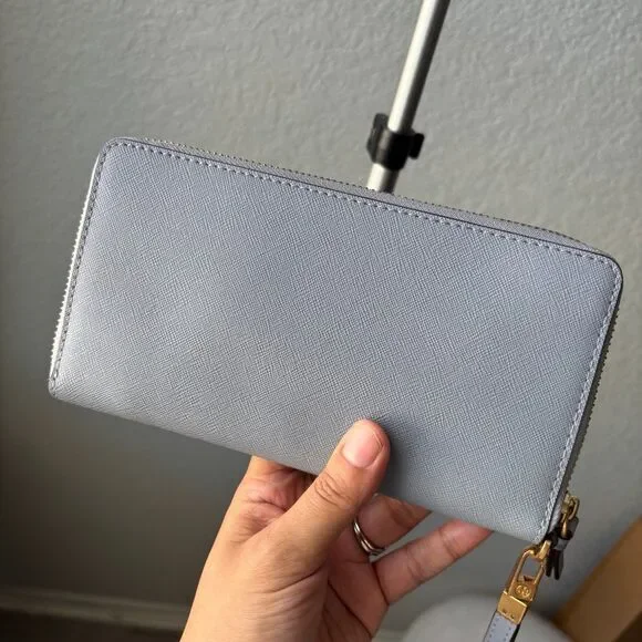 Tory Burch Wallet - Picture 3 of 6